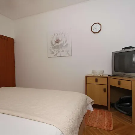 With A Parking Space Kastel Sucurac, - 23495 * Kastela