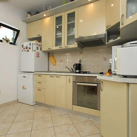 Apartment With A Parking Space Kastel Sucurac, - 23495 Kastela